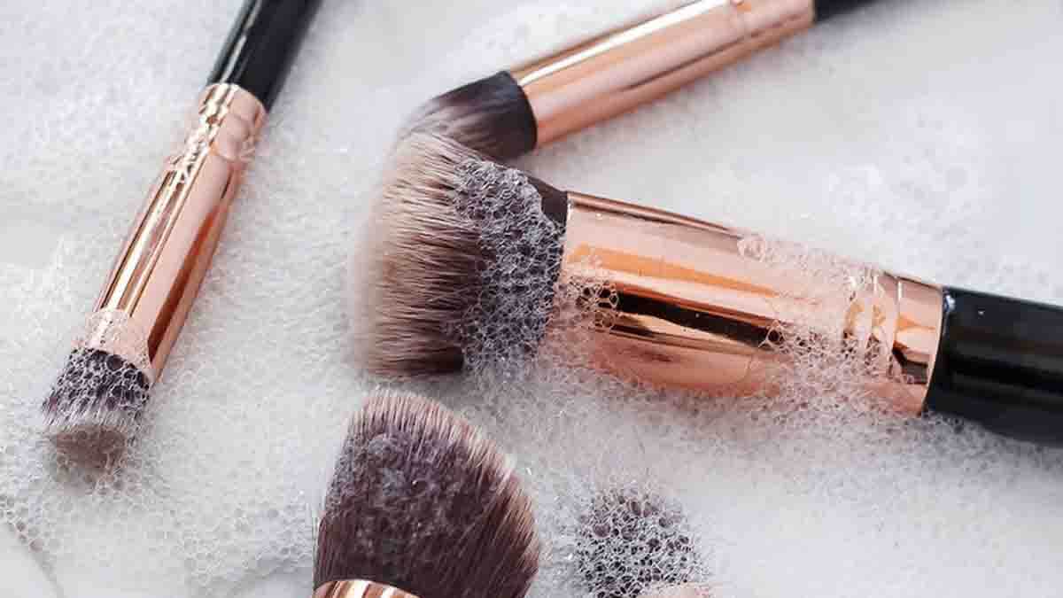 Make-Up Brushes