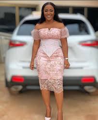 Short Lace Gown Styles for Weddings in Nigeria