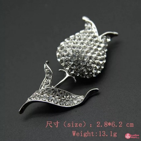 female-brooches-big-3