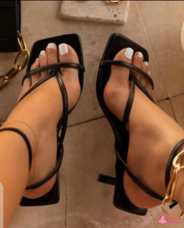 ladies-heel-sandal-big-0