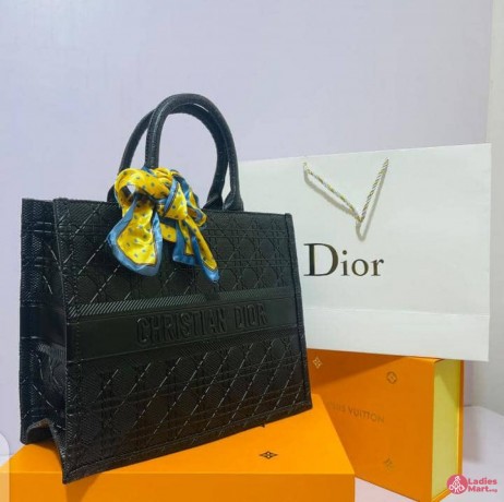 luxury-dior-handbag-big-0